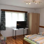 Hébergement de vacances Haus Weideli, Dammstrasse 7