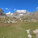 Haus Weideli, Dammstrasse 7 Hébergement de vacances Saas-Grund