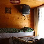 Haus Weideli, Dammstrasse 7 Hébergement de vacances Saas-Grund