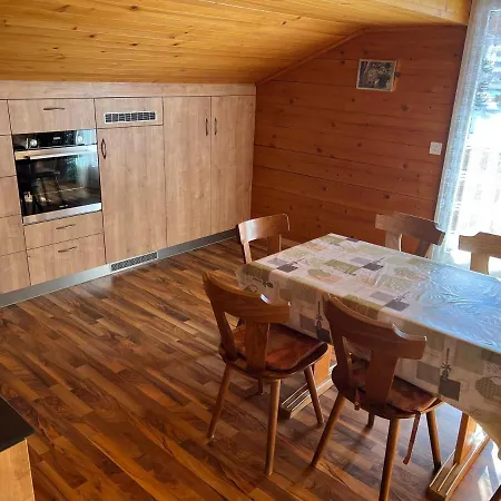 Haus Weideli, Dammstrasse 7 *