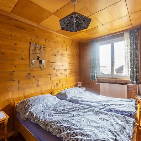 別荘 Haus Weideli, Dammstrasse 7 ザース・グルント