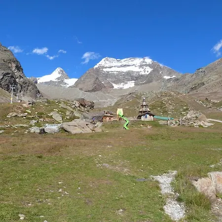 Haus Weideli, Dammstrasse 7 بيت للعطل ساس-غروند