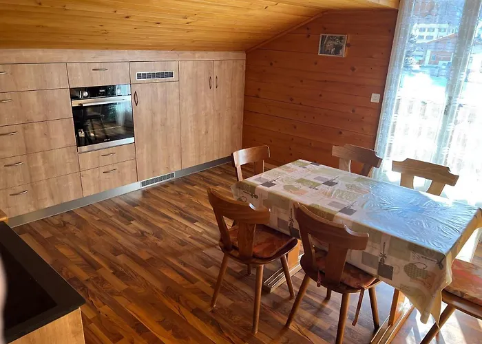 Haus Weideli, Dammstrasse 7 *