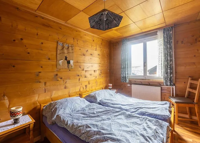 Holiday home Haus Weideli, Dammstrasse 7 Saas-Grund