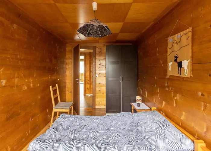 Haus Weideli, Dammstrasse 7 *