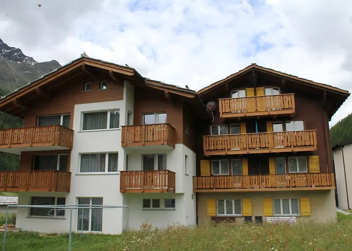 Haus Weideli, Dammstrasse 7 *