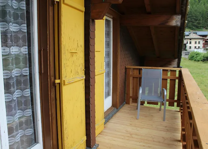 Haus Weideli, Dammstrasse 7 *