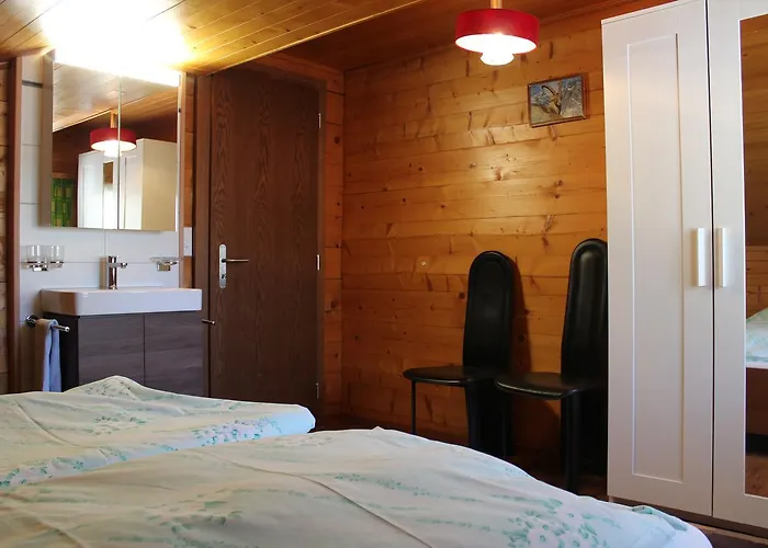 Haus Weideli, Dammstrasse 7 *