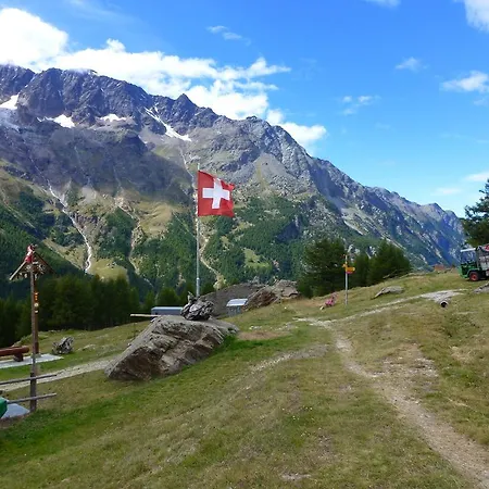 Haus Weideli, Dammstrasse 7 Holiday home